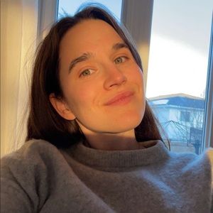 Meet your Posher, Alexandra